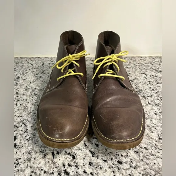 Clarks Darning Leather Chukka Boots