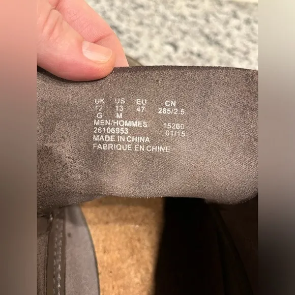 Clarks Darning Leather Chukka Boots