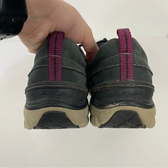 Clarks grey gray Wavewalk leather outdoor shoes