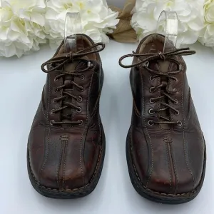 CLARKS leather distressed men’s shoes size 8W