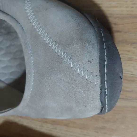 Clarks Mary Jane Walking Shoes 9