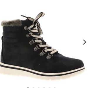 Cliffs by White Mountain Women's Hallett Lace-up Booties - Blackboots, shoes 7