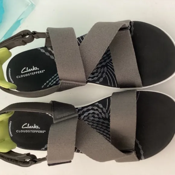Cloudsteppers by Clarks Arla Gracie Shoes Gray Green Sandals Size 7 M NEW