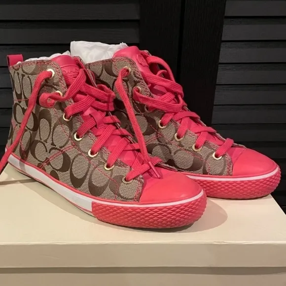 Coach  8.5 Signature Pink high top sneakers BARBIE BARBIECORE