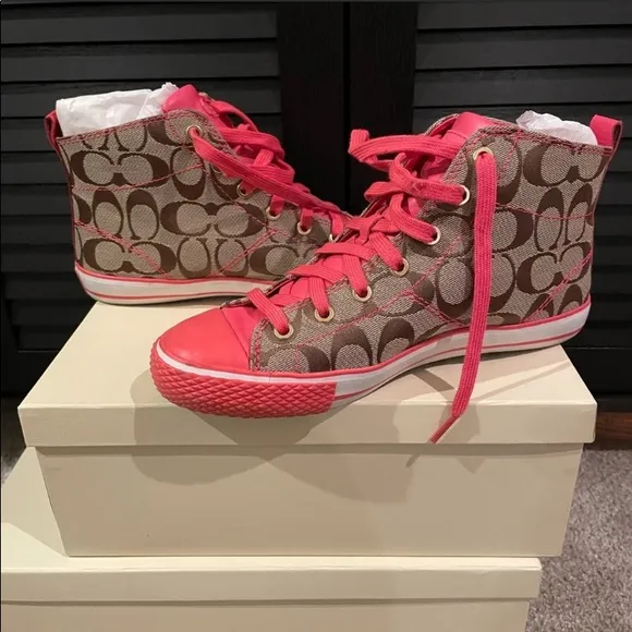 Coach  8.5 Signature Pink high top sneakers BARBIE BARBIECORE