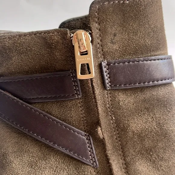 COACH- Dark Green Olive Ankle Boots with Zipper Size 7.5