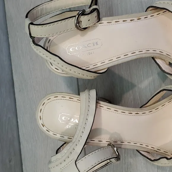 Coach Womens Ankle Strap Heels shoes sandals sz 10B