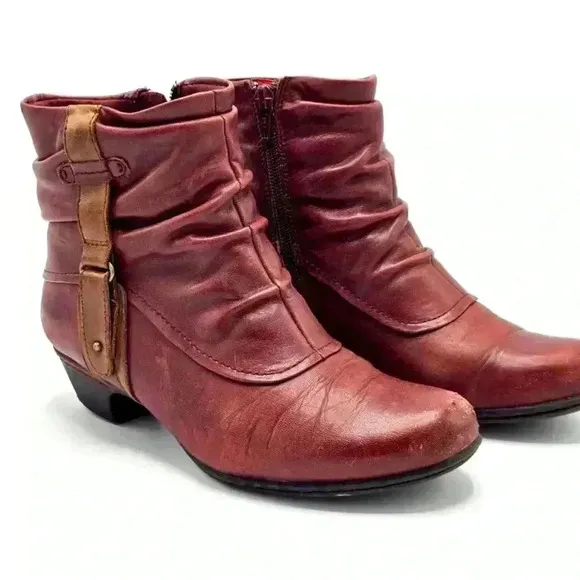 Cobb Hill leather ankle boots, size 6
