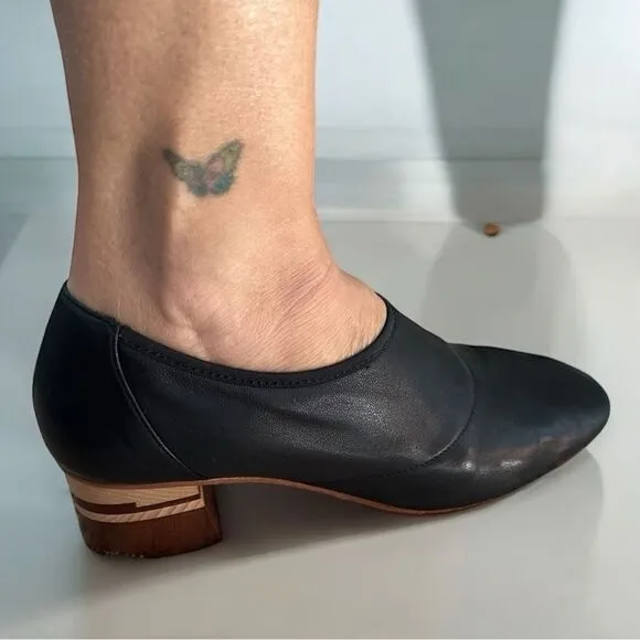 Coclico Euclid Pump Shoes Black Leather Made in Spain Size 37 (Woman’s US 6.5-7)