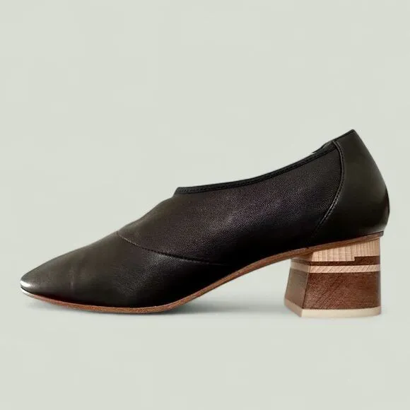 Coclico Euclid Pump Shoes Black Leather Made in Spain Size 37 (Woman’s US 6.5-7)