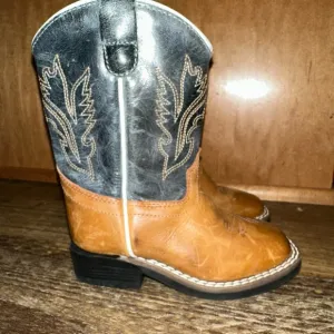 Cody James Leather Square Toe cowboy boots size 7 D