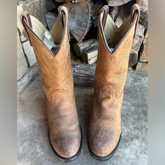 Cody James western leather cowboy boots in oiled dusted brown kids Sz-2. L