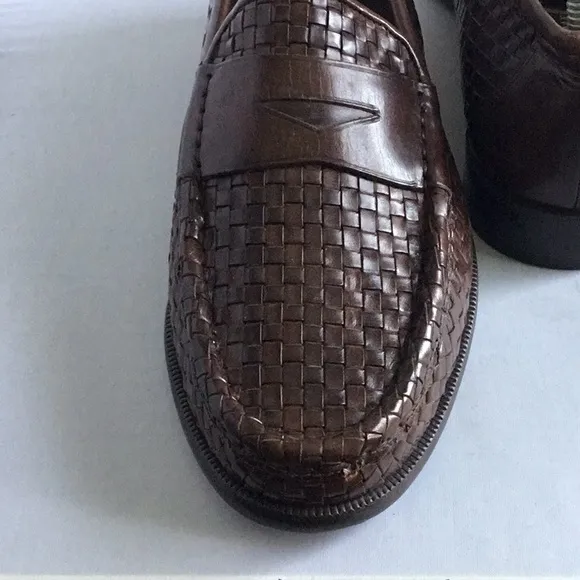COLE HAAN SHOES MEN.