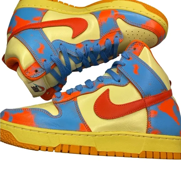 Colorful High-Top Nike  Sneakers with Red Swoosh Woman’s Size 8.5