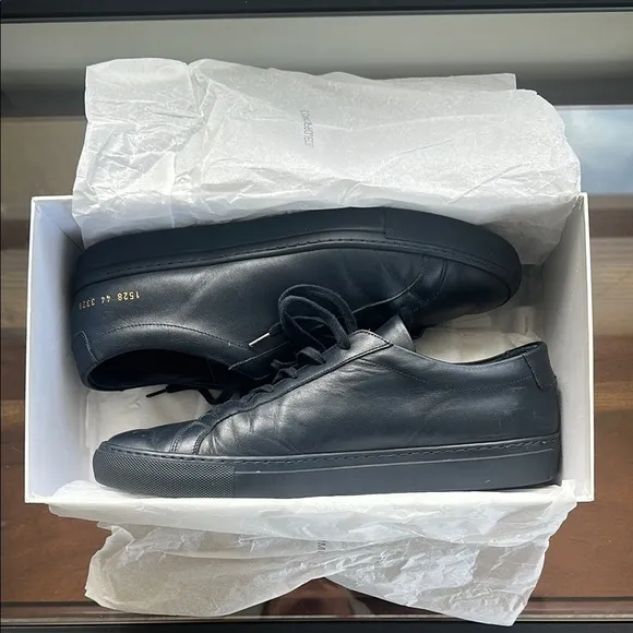 Common Projects Men’s Navy Leather Sneakers