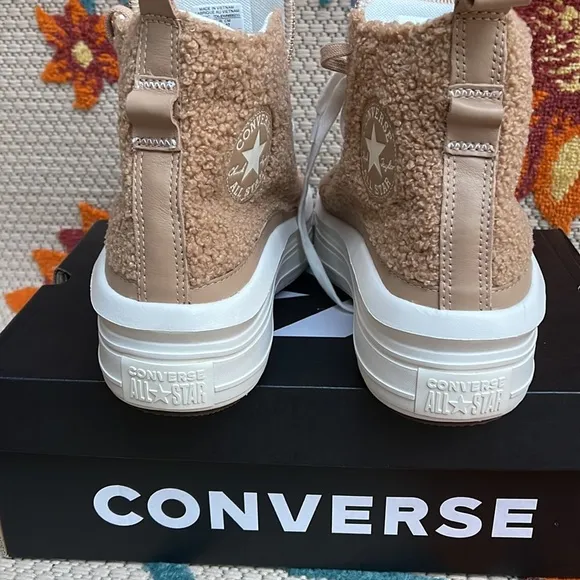 Converse A04259CCTAS MOVE HICHAMPAGNE TANEGRETIESRET WMNS sneakers - Platform