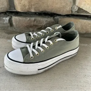 Converse || all star platform olive green sneakers