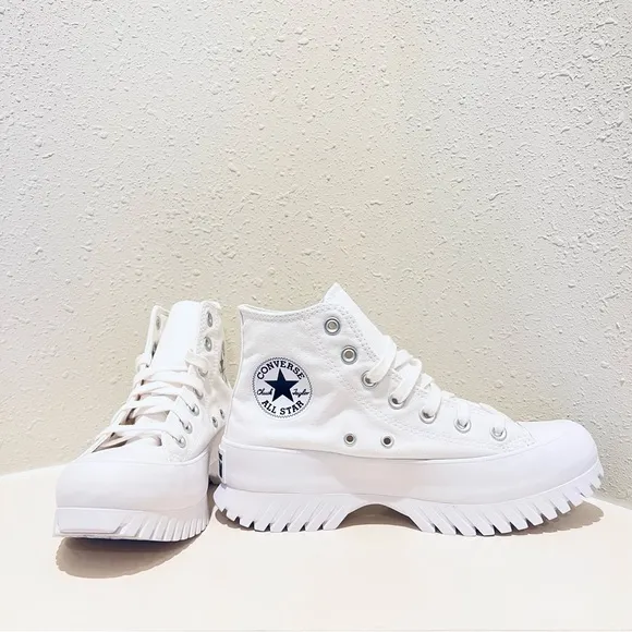 Converse All Star Unisex Lugged 2.0 Hi Top White Sneakers Sz M 10.5 W 12.5 NEW