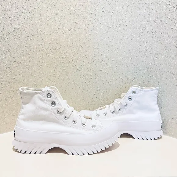 Converse All Star Unisex Lugged 2.0 Hi Top White Sneakers Sz M 10.5 W 12.5 NEW