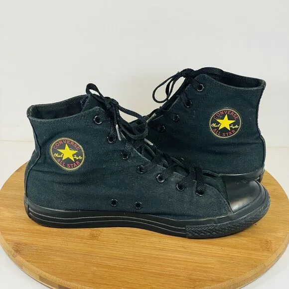 Converse All Stars Chuck Taylor High Top Black/ FlamesYouth Size 6