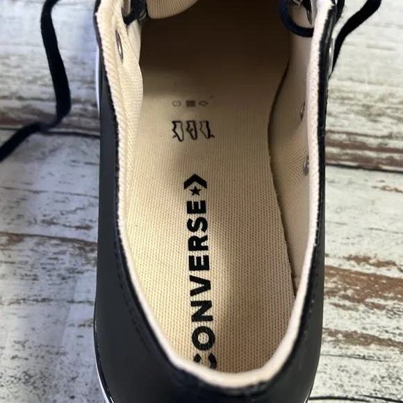 CONVERSE Black &amp; White Platform Sneakers Women's  Size 10