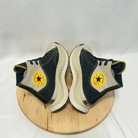 Converse Chuck 70 AT-CX Platform Sneakers Unisex - Men (6) Women 7.5