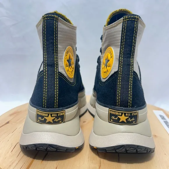 Converse Chuck 70 AT-CX Platform Sneakers Unisex - Men (6) Women 7.5