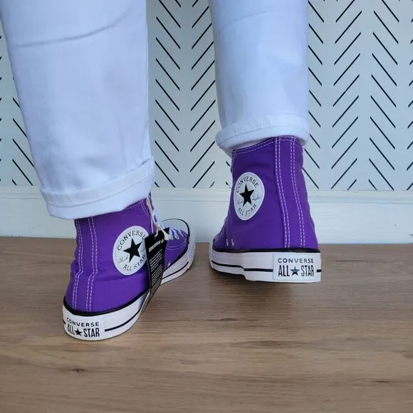 🤩Converse Chuck Taylor All Star Canvas Hi Top Sz 7.5 Women Shoes Violet 134833F