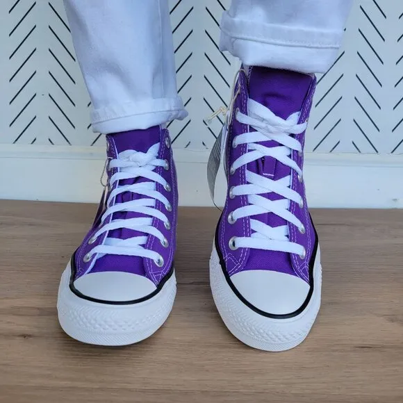 🤩Converse Chuck Taylor All Star Canvas Hi Top Sz 7.5 Women Shoes Violet 134833F