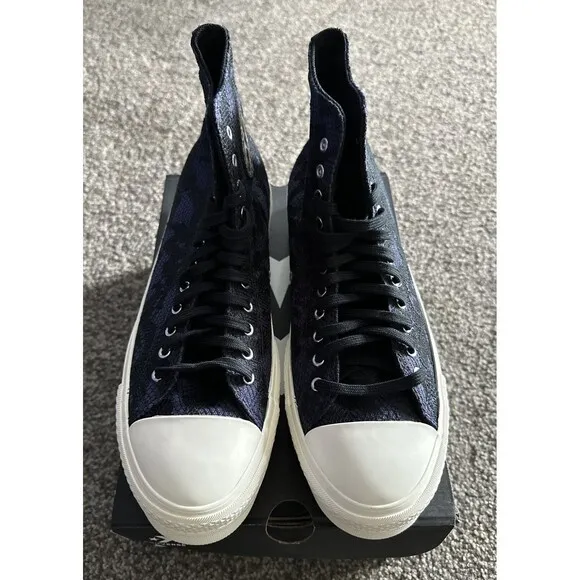 Converse Chuck Taylor All Star Lift Women’s Platform Sneakers W/Lace Overlay 9.5