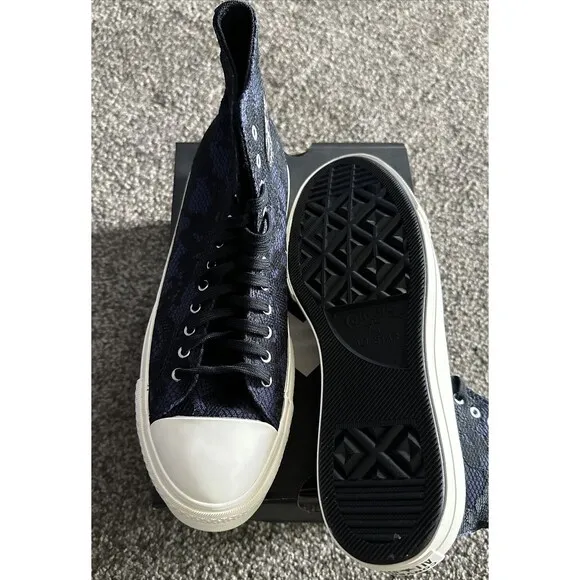 Converse Chuck Taylor All Star Lift Women’s Platform Sneakers W/Lace Overlay 9.5