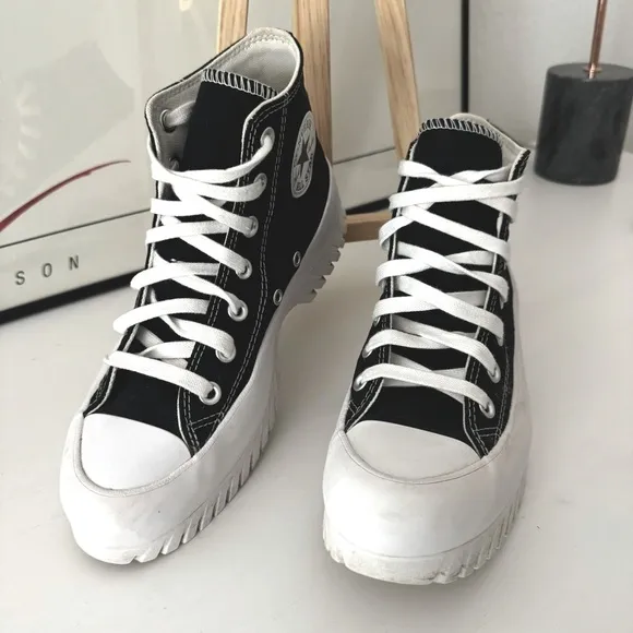 Converse Chuck Taylor All Star Lugged 2.0 High Top Black Canvas Size 7