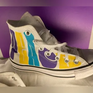 Converse Chuck Taylor All Star “Peace Powered” high tops NWOT Size 5M / 7W