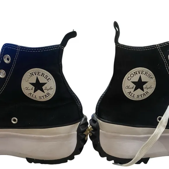 Converse chuck Taylor Black and White High-Top Sneakers
