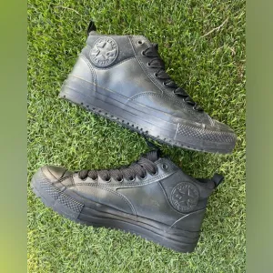 CONVERSE CHUCK TAYLOR MALDEN STREET BOOTS LEATHER Sz(12)