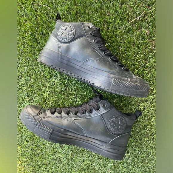 CONVERSE CHUCK TAYLOR MALDEN STREET BOOTS LEATHER Sz(12)