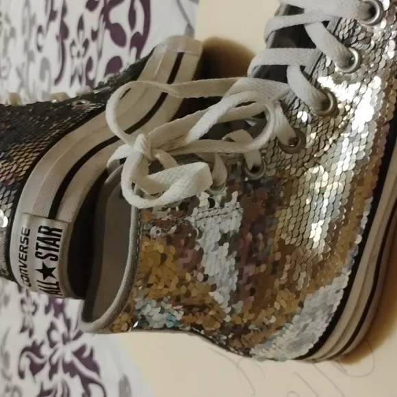 Converse Chuck Taylor Silver Sequin High-Top Sneakers Big Girl Size 5