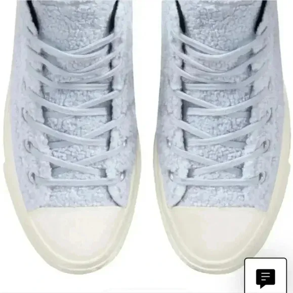 CONVERSE Cozy Club  Platform Baby Blue Sneakers. Size 8
