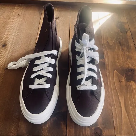 Converse Cruise Tiny Tattoos high top sneakers