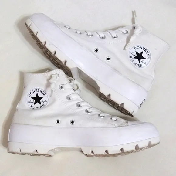 Converse CTAS Women's White Canvas Cap Toe Lug Sole Platform Hi Cut Sneakers 8