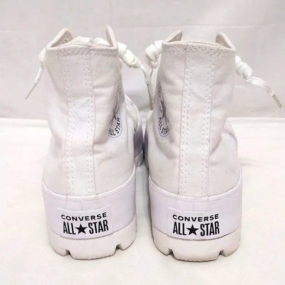 Converse CTAS Women's White Canvas Cap Toe Lug Sole Platform Hi Cut Sneakers 8