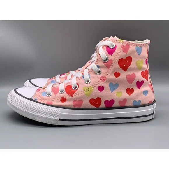 Converse Hearts Pink Chuck Taylor Junior High Top Sneakers Girls 6 New Fast Ship