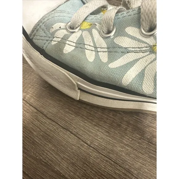 Converse Kids Chuck Taylor All Star Lift Platform Floral Sneakers A06337C Size 6