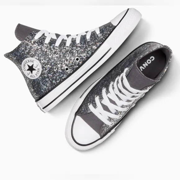 Converse kids dark matter/white High-Top Sneakers size 4. New