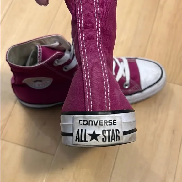 Converse Magna High-Top Sneakers size 8