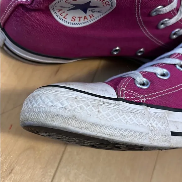 Converse Magna High-Top Sneakers size 8