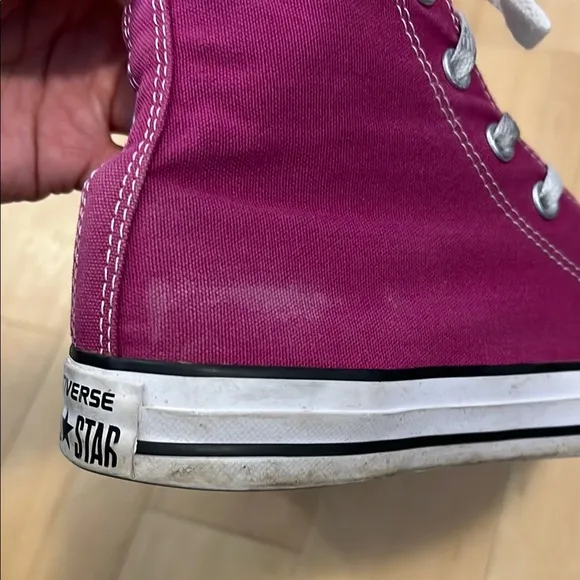 Converse Magna High-Top Sneakers size 8