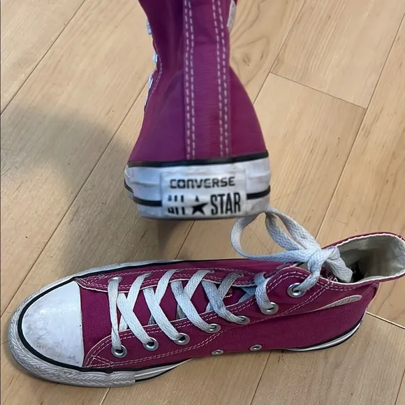 Converse Magna High-Top Sneakers size 8