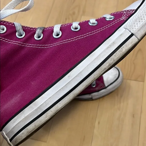 Converse Magna High-Top Sneakers size 8