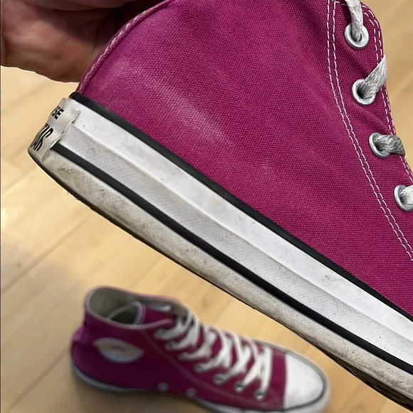 Converse Magna High-Top Sneakers size 8